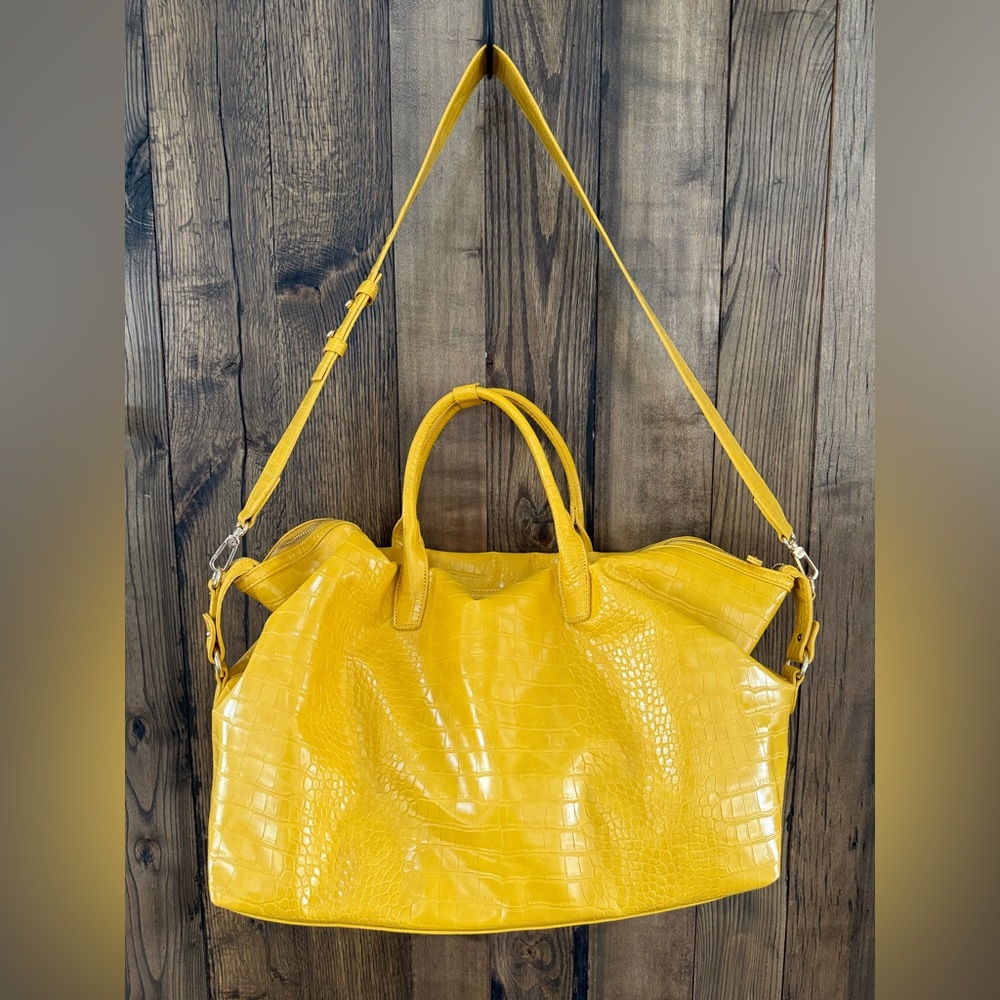 Lulu Dharma Faux Croc Weekender Bag – Yellow
